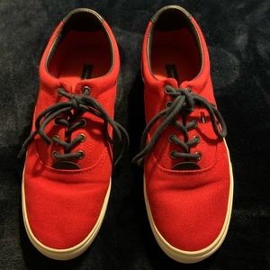 TOMMY HILFIGER SHOES